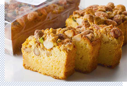 ずっしり6種のナッツケーキ